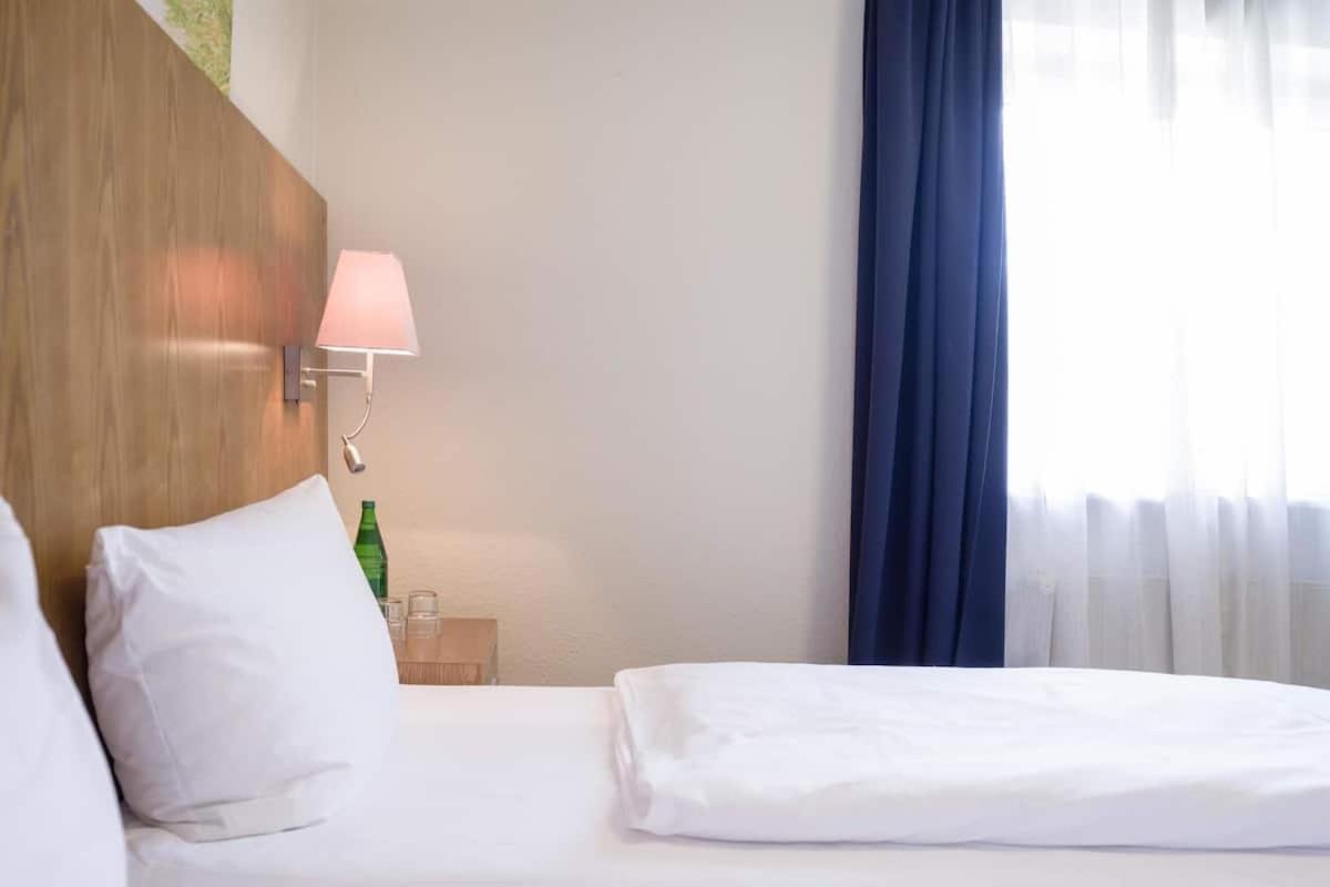 Hotel Koenigstein Kiel By Tulip Inn Room photo